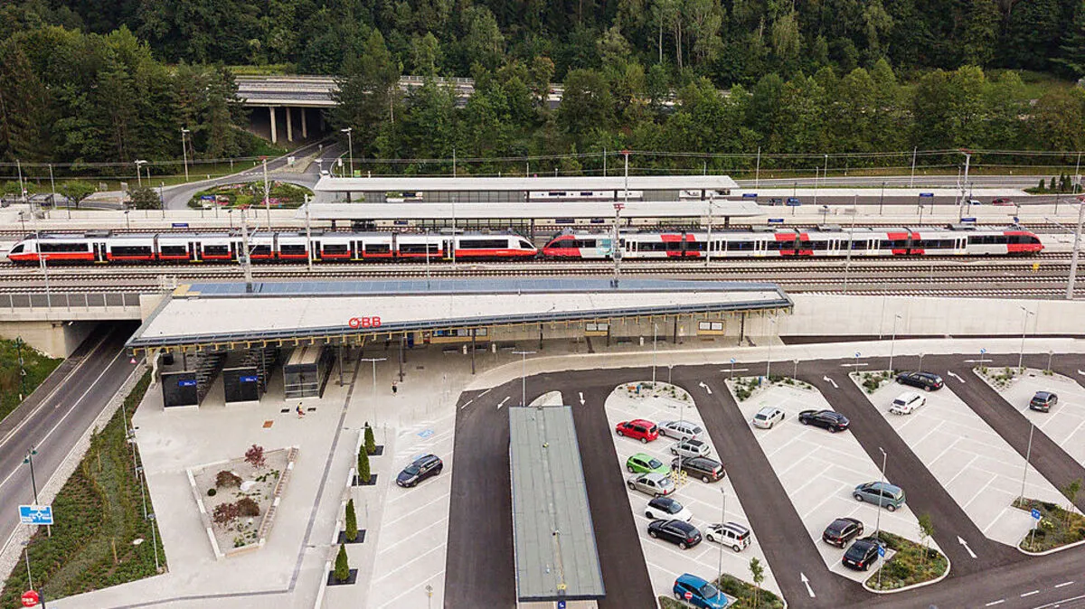 Bahnhof ist eröffnet