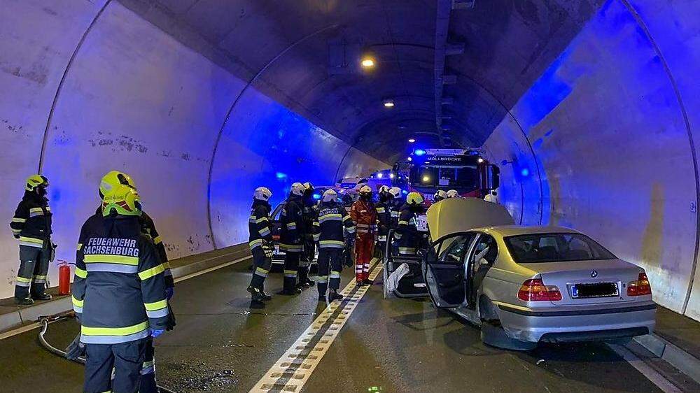 Der Tunnel musste nach dem Unfall gesperrt werden