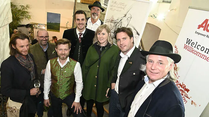 Udo Hohenberger, Hermann Regger, die Winzer Gustav Strauss, Franz Strablegg-Leiner, Hubert Franz, Carina Strablegg-Leiner, Hannes Dreisiebner und Peter Gasser
