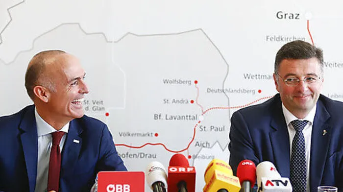 Infrastrukturminister Gerald Klug und der steirische Landesrat Jörg Leichtfried