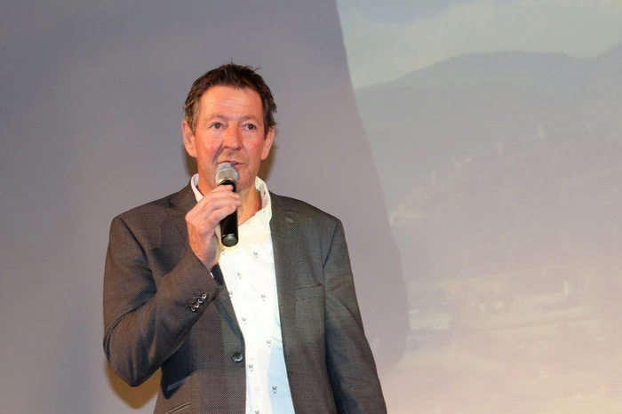Bürgermeister Josef Müller würdigte die bedeutende Aufarbeitung der Geschichte durch seinen Gemeindebürger Valentin Hauser.