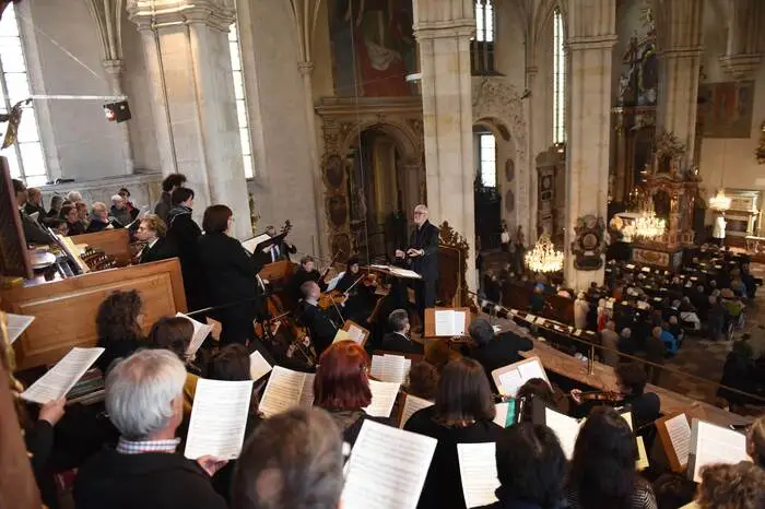 Im Interview mit der Kleinen Zeitung vom Ostersonntag nimmt der Bischof auch zur "schweren Krise der katholischen Kirche" Stellung.
