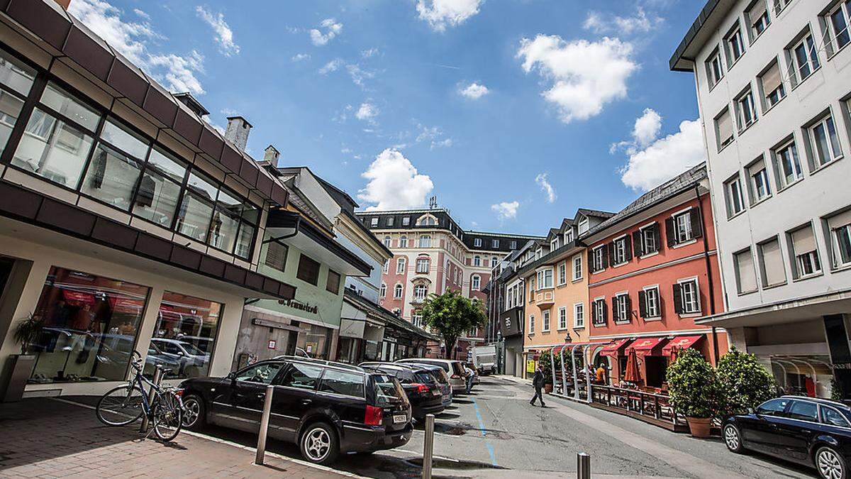 Autos sollen am Fleischmarkt zukünftig nur mehr zehn Minuten halten dürfen.