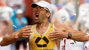Marino Vanhoenacker absolvierte den Ironman 2011 in 7:45:58 Stunden