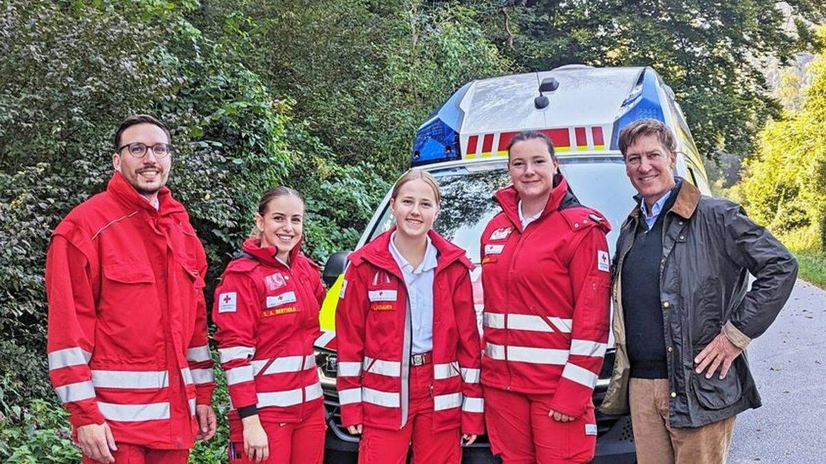 Die Dreharbeiten mit Tobias Moretti machen dem Roten Kreuz Bruck großen Spaß