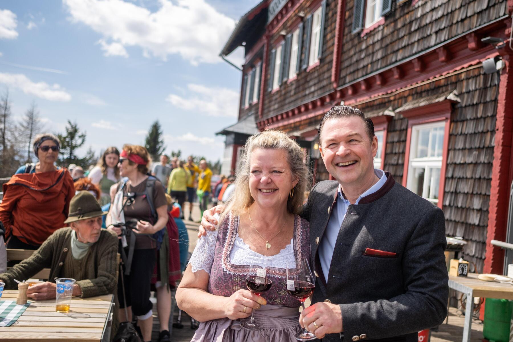 Sturmböen: Schöckl: Während die Seilbahn pausieren muss, bereiten Wirte einige Neuerungen vor