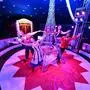 Bonjour, Villach! Clown Leon, Tessa, Manu und Direktor Dimitri bringen Paris und die Liebe in die Manege