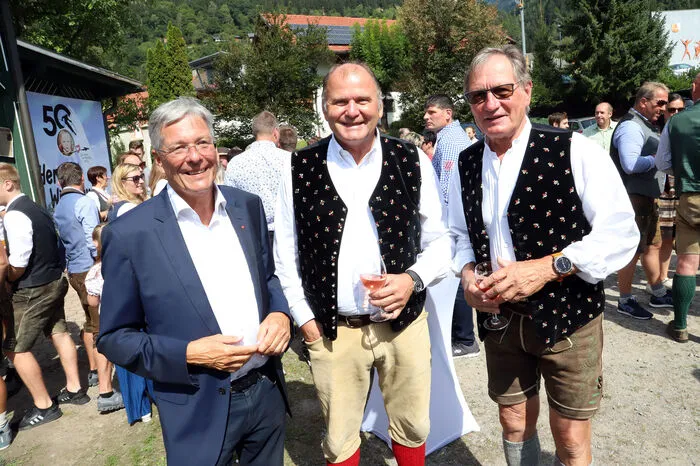 LH Peter Kaiser, Riedergarten-Chef Herbert Waldner, Franz Klammer