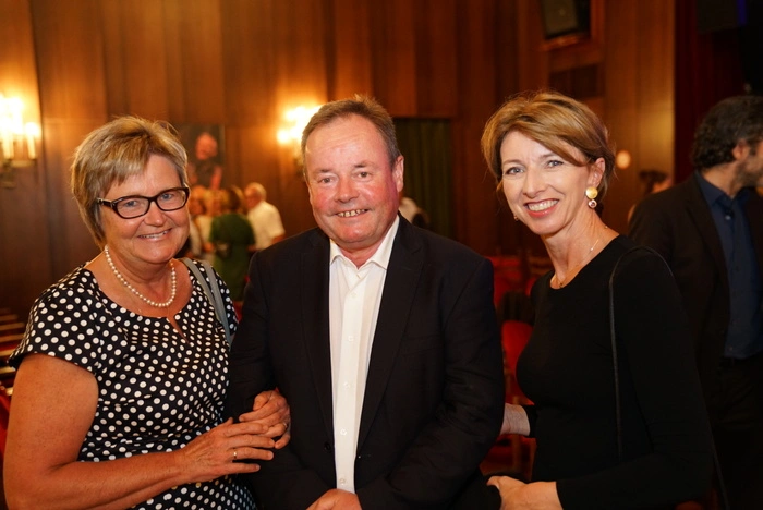 Eröffnungskonzert Gitarrenfestival | Bürgermeister Johann Schuster mit Gattin Erika und Gabi Schaunigg