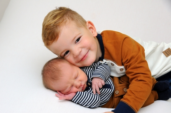 Luca freut sich sehr, denn am 19. November kam sein Bruder Jonas mit 3250 Gramm und 50 Zentimetern zur Welt. Die glücklichen Eltern sind Lisa Tretnjak und Johann Trummer aus Lannach.