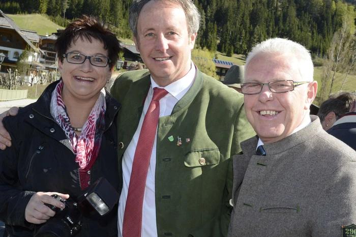 Kollegin Ruth Rauscher vom Gaital Journal mit Ferdinand Hueter und Alfred Tiefnig