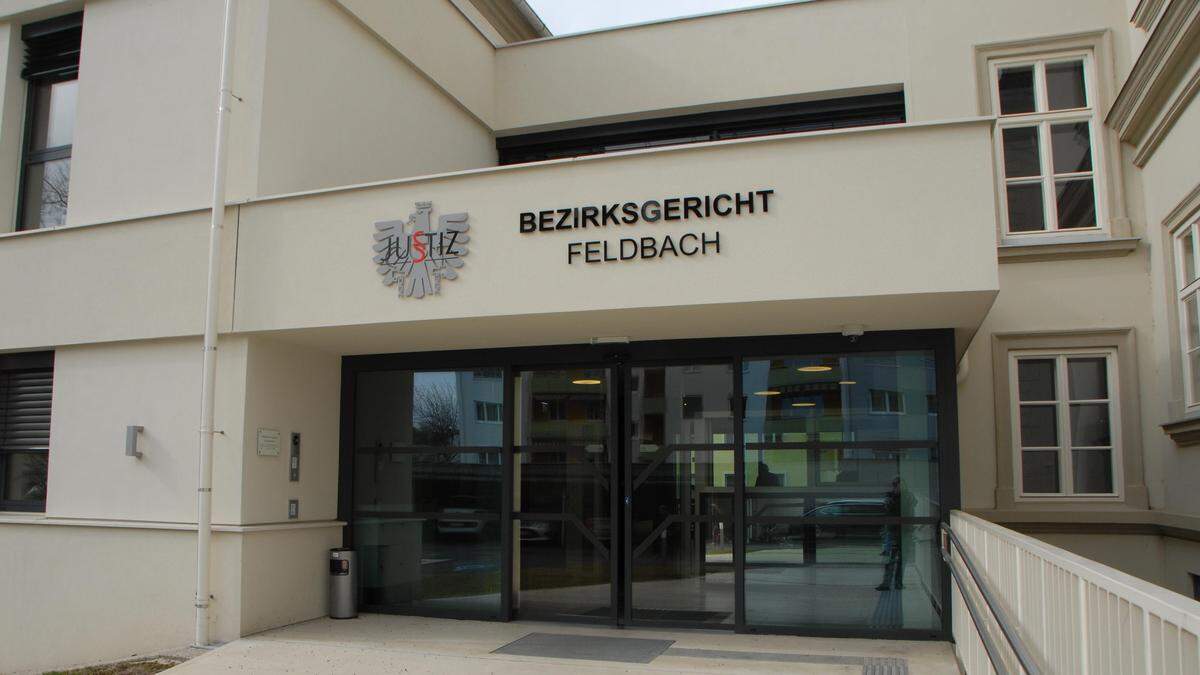 Um Körperverletzung durch ein geworfenes Glas ging es am Bezirksgericht Feldbach