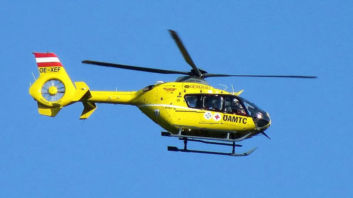 Rettungshubschrauber brachte Verletzten aus Kirchbach ins LKH Graz