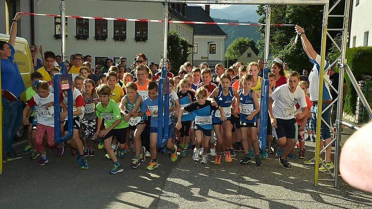 Kinder und Erwachsene gehen am 9. Juni an den Start