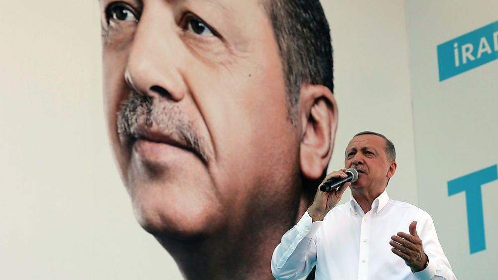 &quot;Wir werden auch Maßnahmen ergreifen&quot;, sagte Erdogan laut türkischen Medienberichten