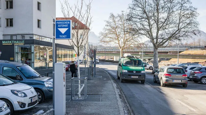 Ab Mai soll wochenends gratis geparkt werden