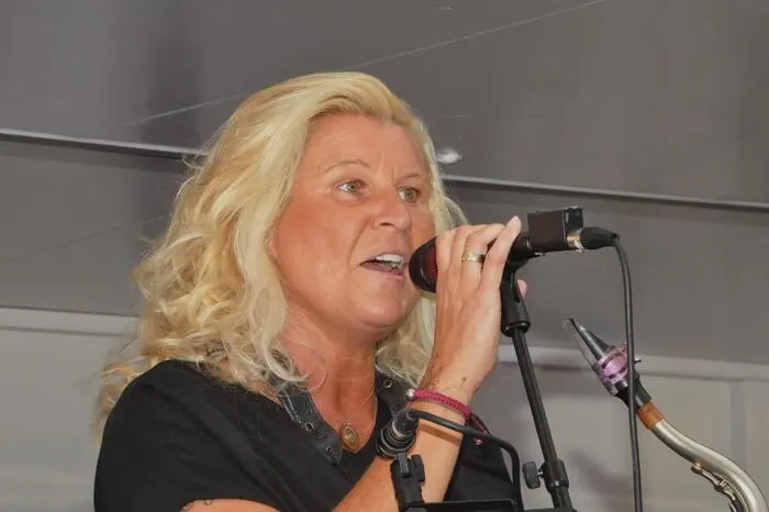 Dieser einzigartige Auftritt dieser Band mit Kristian Wyatt, Barbara Sackl Zwetti, Bernd Sackl, Martin Sackl, Mario Pichler und Peter Weiss wurde vom Stadtmarketing Voitsberg unter Evelyne Oswald organisiert. 