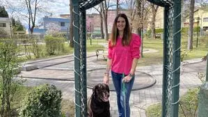 Chefin Silvia Somvilla mit ihrem Bruno