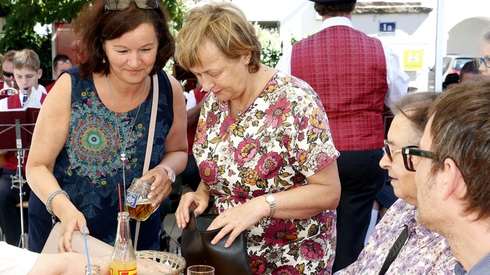 Eine Vielzahl an Besuchern fand sich beim großen Pfarrfest in Fürstenfeld ein.