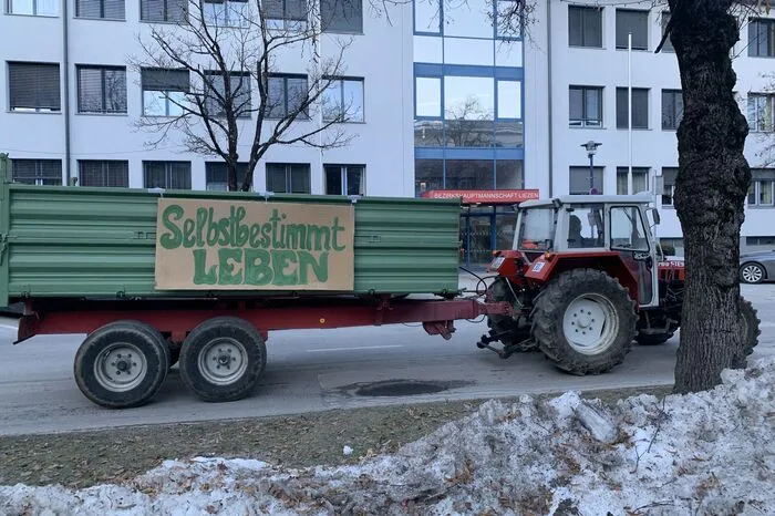 Klicken Sie sich weiter durch ...