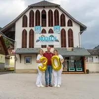 Gründerin Mirjam Ressmann mit Schwiegersohn Thomas und Tochter Natascha Rauter
