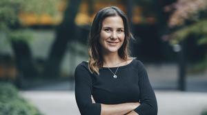 Katharina Gabl forscht zu digitaler Unterstützung im Pflegebereich
