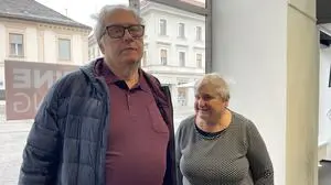 Evelyn Moser, Obfrau der Regionalgruppe Leoben des Blinden- und Sehbehindertenverbandes Steiermark, mit Lebensgefährten Alexander Schmölz