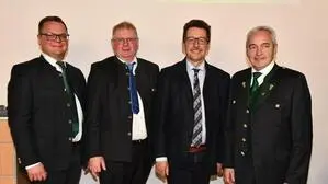 Der Gemeindevorstand in Scheifling, v.l. GK Rudolf Schlager, Vizebgm. Thomas Auer, BH Peter Plöbst und Bgm. Gottfried Reif