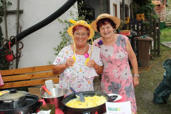  Für das leibliche Wohl sorgten die VP-Frauen mit Eierspeis, Sterz, Kaffee, Aperol und Prosecco