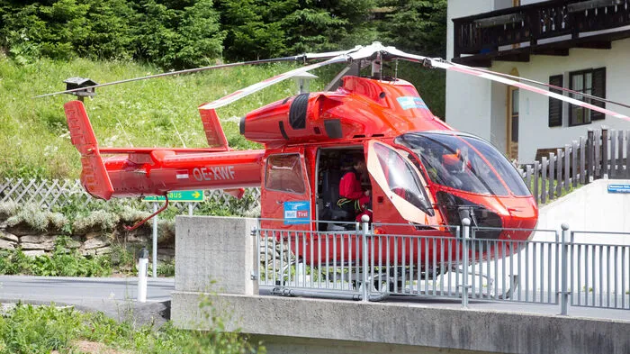 Am Sonntagvormittag ist ein Mann im Bachbett des Ködnitzbaches in Kals am Großglockner verstorben.