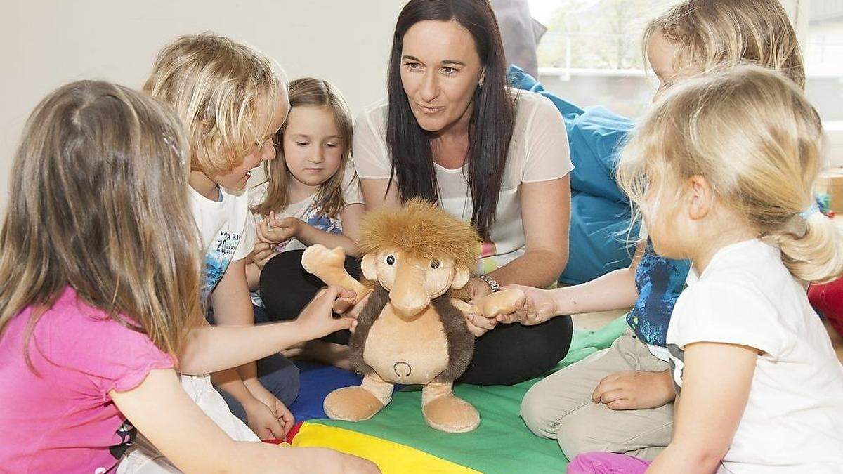 &quot;Rainbows&quot;-Gruppen helfen Kindern, die Erlebnisse zu verarbeiten