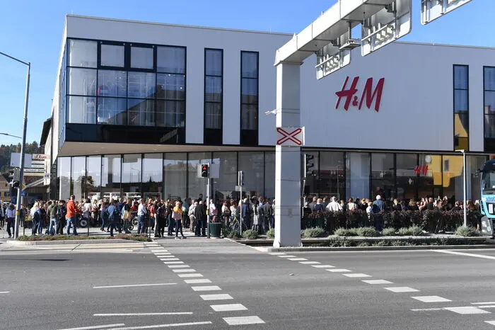Schließlich wurde der H&M von vielen in der Stadt schon sehnlichst erwartet.