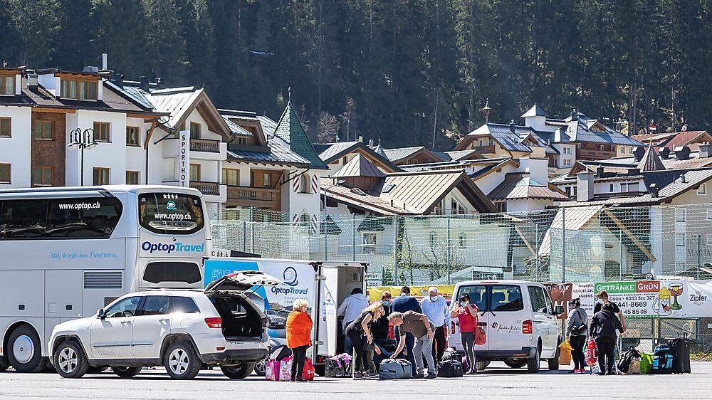 Einige Ortschaften in Tirol wurden unter Quarantäne gestellt - nun wird die Causa Ischlg auch ein Fall für das Parlament