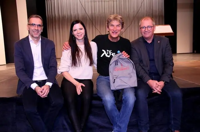 Mit dabei waren auch Musikschuldirektor Wolfgang Jud und Bürgermeister Bernd Osprian.