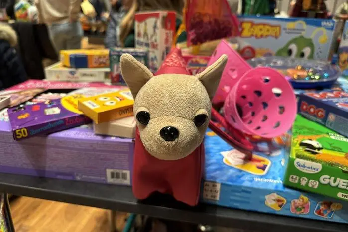 Das riesige Secondhand-Angebot reicht für Kinder vom Baby- bis zum Jugendalter.