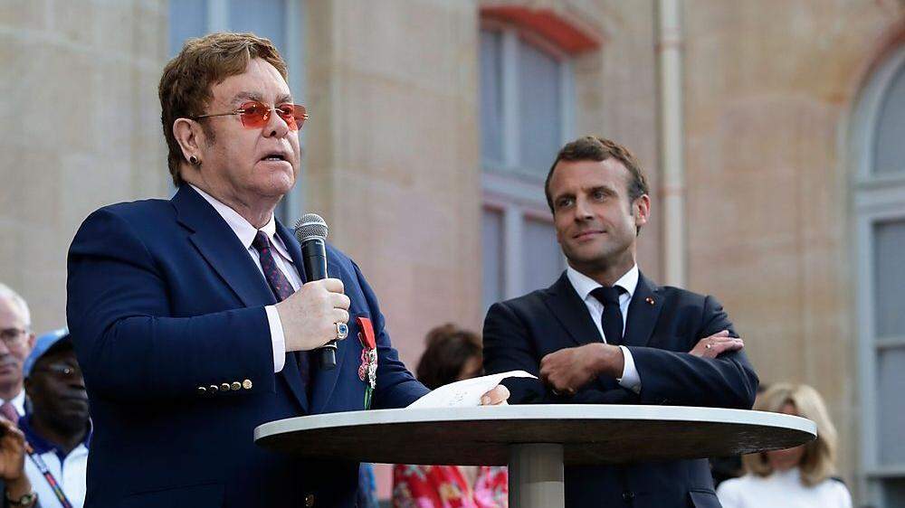 Macron verlieh Elton John höchste Auszeichnung Frankreichs