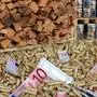Den Umstieg von einer alten Holzheizung auf eine moderne Pellets-Anlage fördert das Land mit 3000 Euro (Symbolfoto)