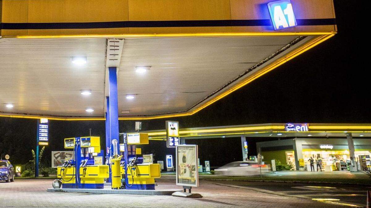 Diese Tankstelle über fiel der 36-Jährige im September