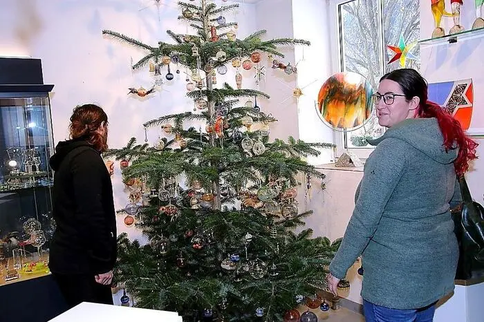 Heute sind beide erwachsen und selbst künstlerisch tätig – und dennoch bleibt das Werkhaus Kainach ihr gemeinsamer Bezugspunkt. 