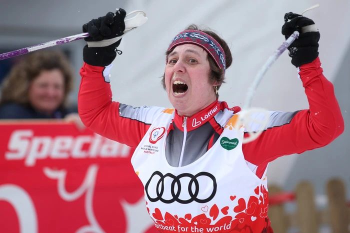... als auch bei den AthletInnen: Im Bild die österreichische Langläuferin Regine Bdinka.