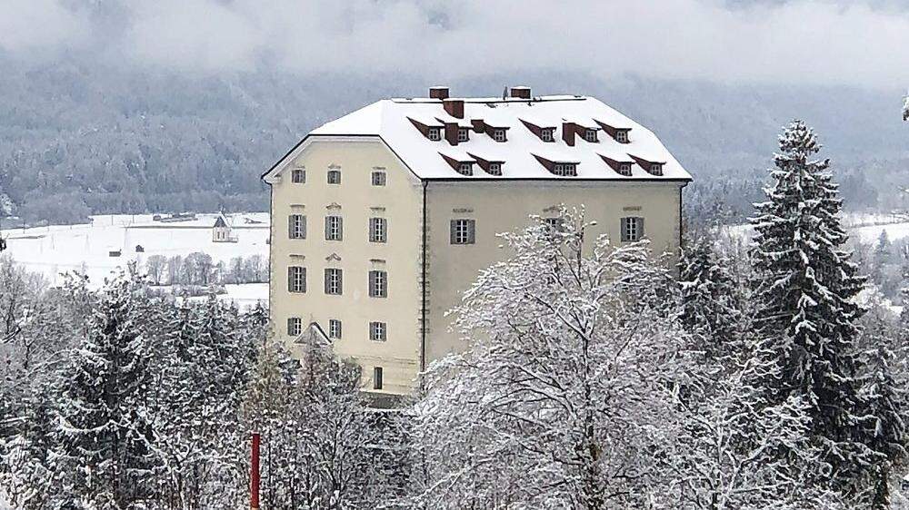 Das Schloss Greifenburg lädt zum Adventfenster