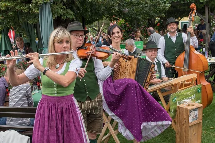 Mehr Fotos vom Platzwahlfest...