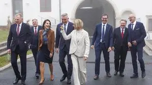 Neun Partner sollt ihr sein: die Landeshauptleute Österreichs