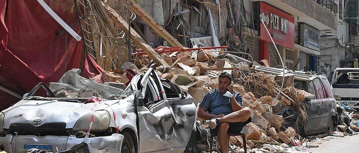 Ein zerstörtes historisches Gebäude am Hafen von Beirut