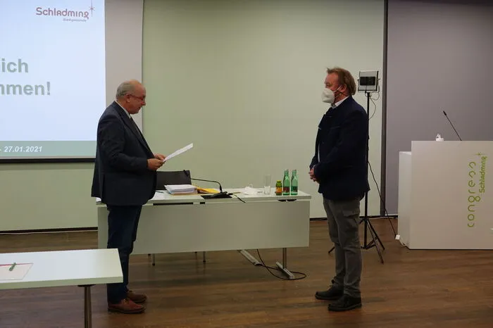 Angelobung des neuen ÖVP-Gemeinderates Herbert Steiner, er kommt statt Gerlinde Percht. Sie trat Anfang des Jahres zurück.
