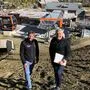 Reinhard Kargl und Karl Fussi vor der neuen Kreischberg-Talstation