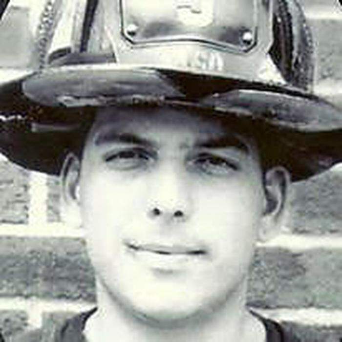 Er starb beim Rettungseinsatz: Feuerwehrmann Louis Arena