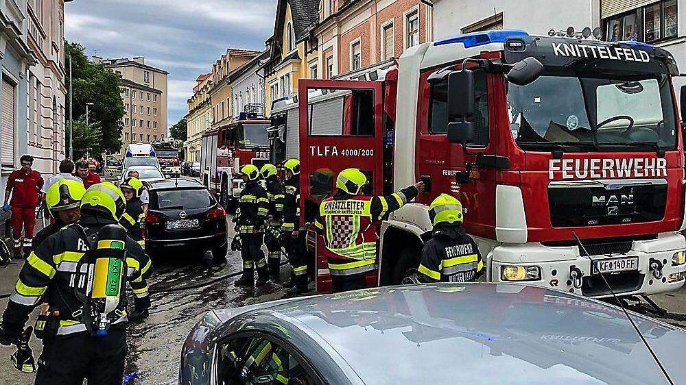 Im Stadtzentrum von Knittelfeld brach am Donnerstagnachmittag ein Brand aus
