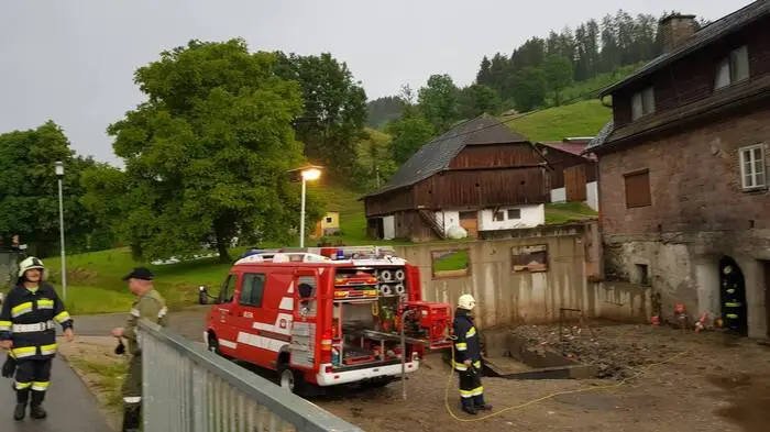 Feuerwehreinsatz im Katschniggraben