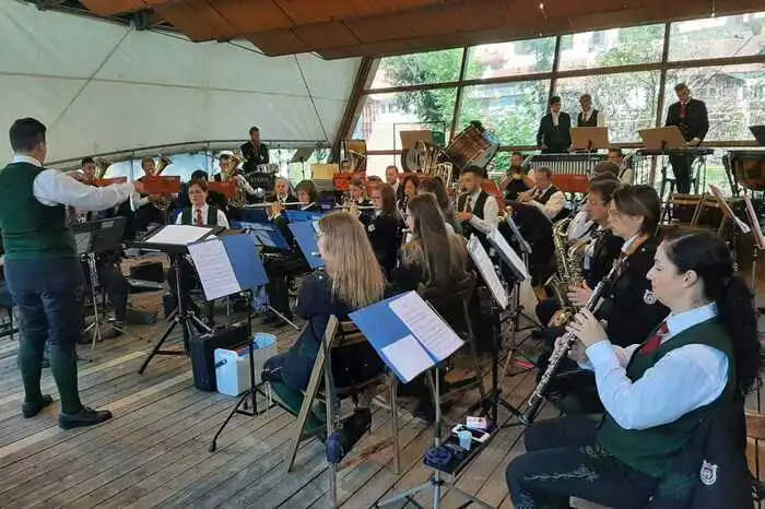 Die Stadtmusikkapelle Murau unter Kapellmeister Gernot Mang umrahmte den Festgottesdienst.